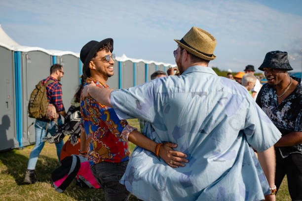 Best Construction site porta potty rental  in Ashtabula, OH